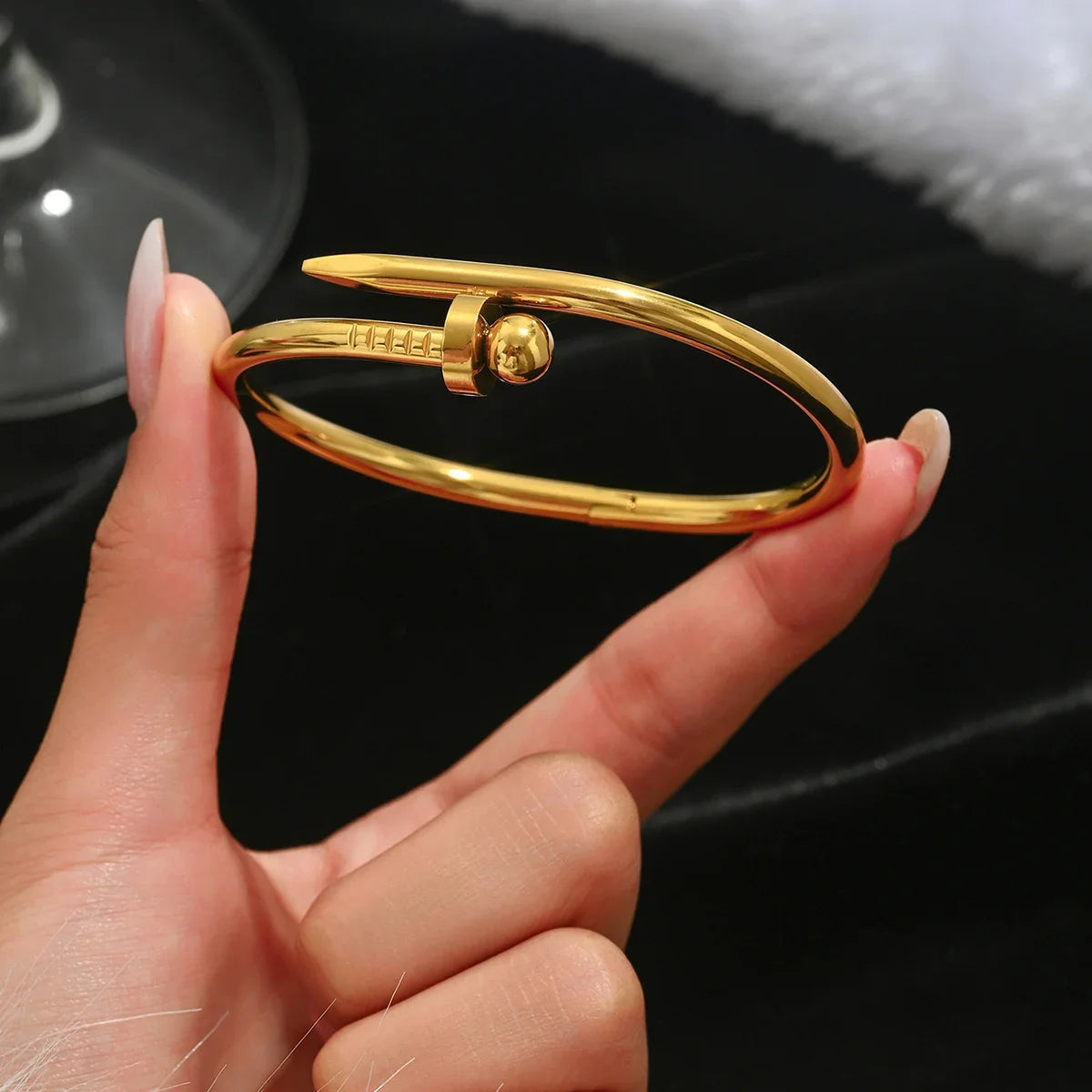 Pulseira Geométrica Crystal Glow™ – de banho dourada para Mulheres