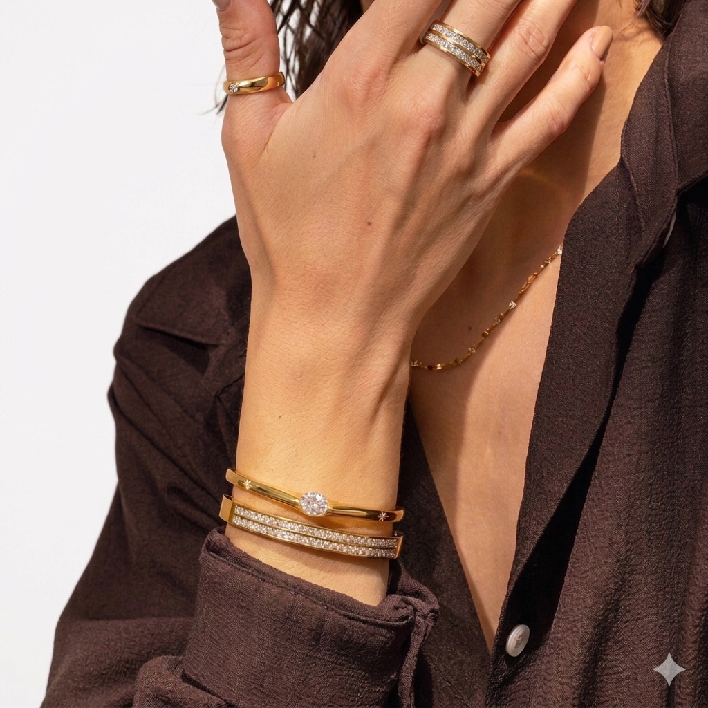 Conjunto 4 peças Pulseiras e Anéis Geométrico Dourado™ – Zalora Joias