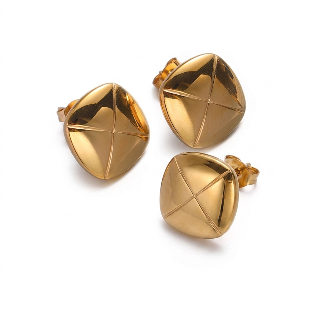 Brinco Geométrico Quadrado Com mix de Banhado a Ouro 18K – Elegância Atemporal