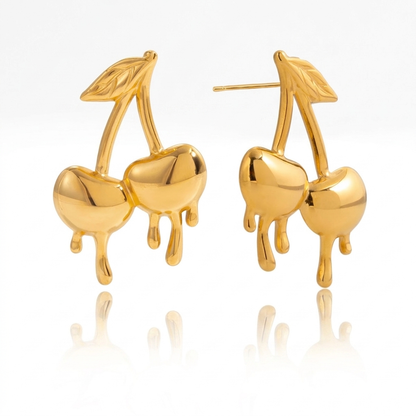Brincos Cherry banhado Luxe Ouro 18K ™ – Elegância Delicada e Irresistível