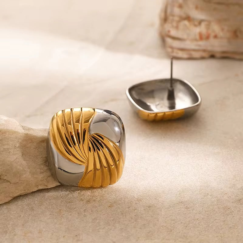 Brincos  Square de  banho Dourado e prata