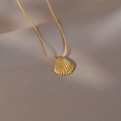 Colar Pingente Concha do Mar – Ouro 18K