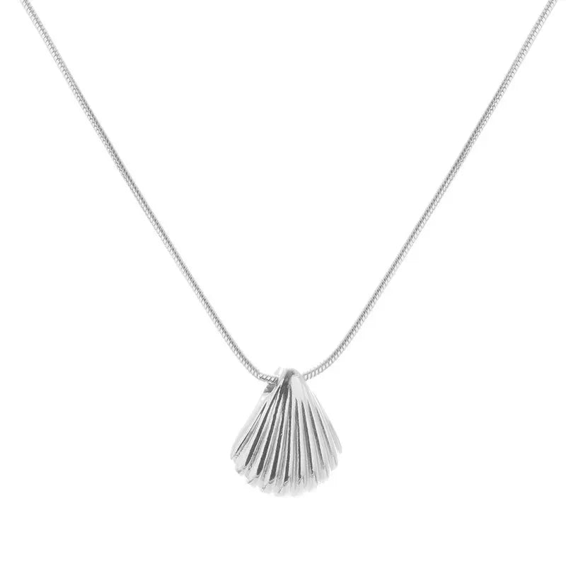 Stainless Steel Temperament Gold Color Sea Shell Pendant Necklace for Women Personality Fashion Beach Jewelry Gift Colorfast