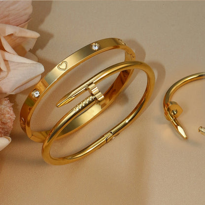 Zalora Joias™ Floral Grace Bangle 18K