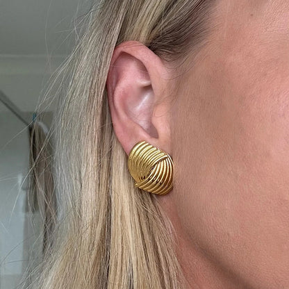Zalora Joias Brincos Multicamadas Dourados Texturizados em Aço Inoxidável