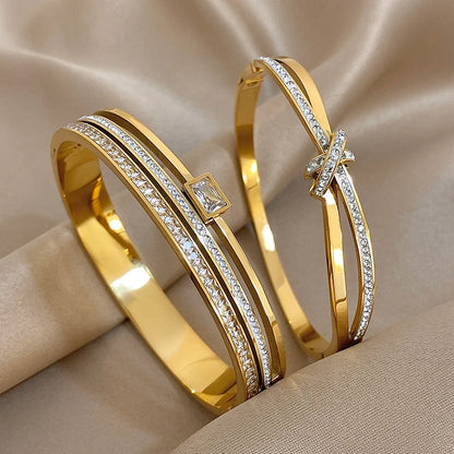 Bracelete Luxo Cristal Dourado – Elegância que Marca Presença