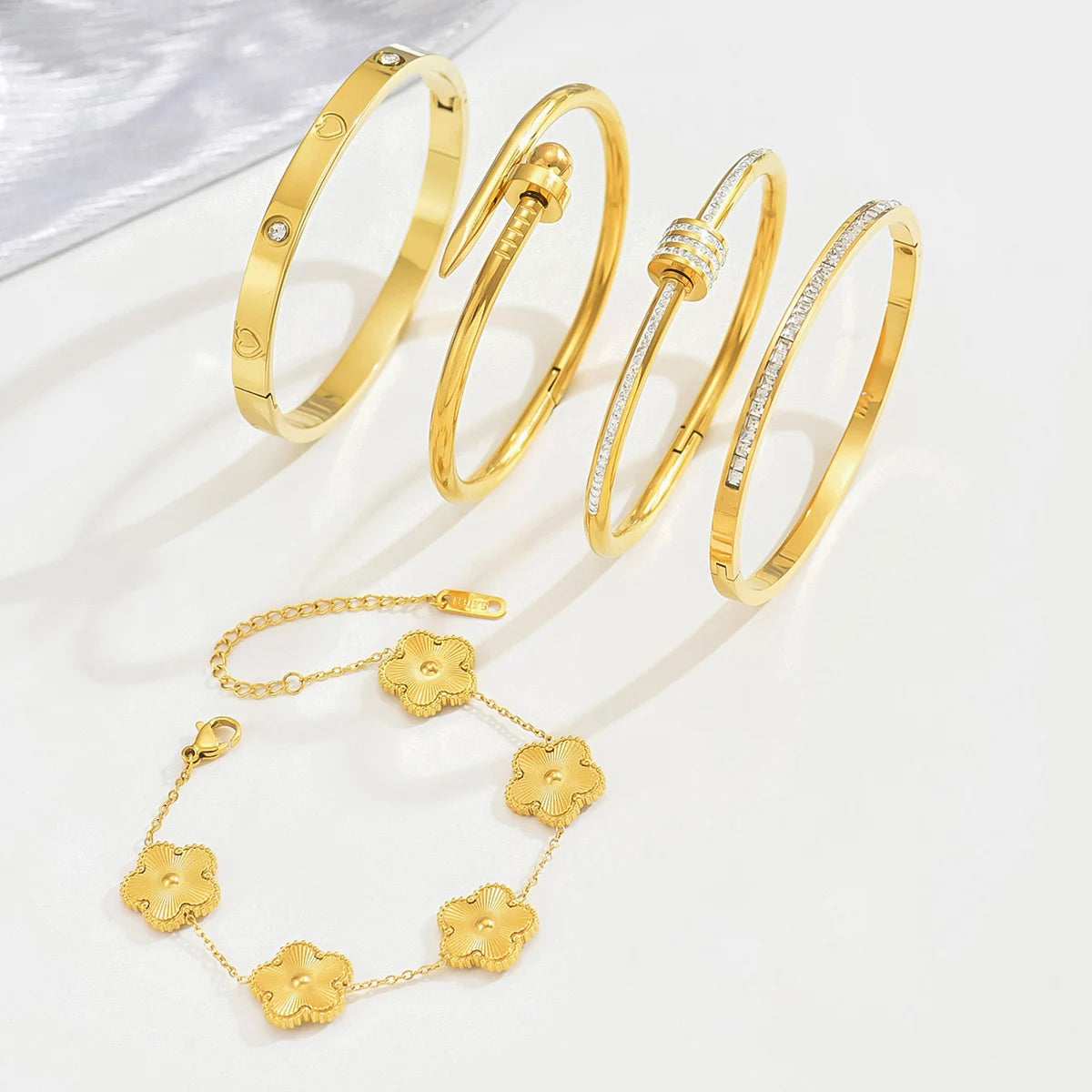 Pulseira Geométrica Crystal Glow™ – de banho dourada para Mulheres