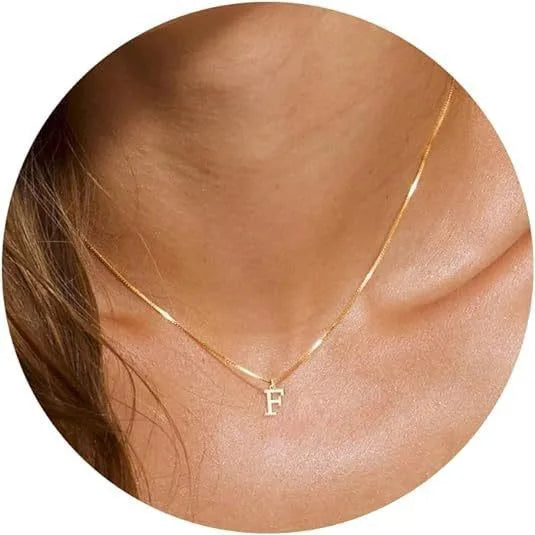 Colar Letra Personalizada Banhado a Ouro 18K