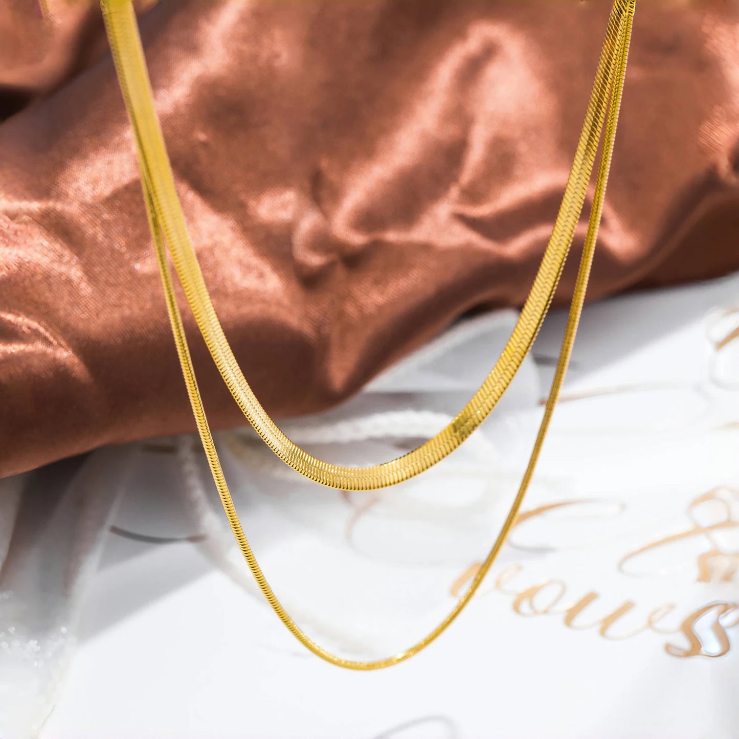 Colar Double layer Ouro  Com mix de banho Zalora Joias™