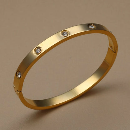 Zalora Joias™ Blossom Elegance Cuff Bracelet 18K
