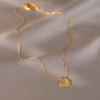 Colar Pingente Concha do Mar – Ouro 18K
