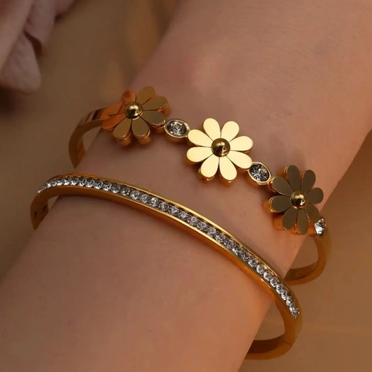 Zalora Joias™ | Blossom Royale Cuff Bracelet 18K