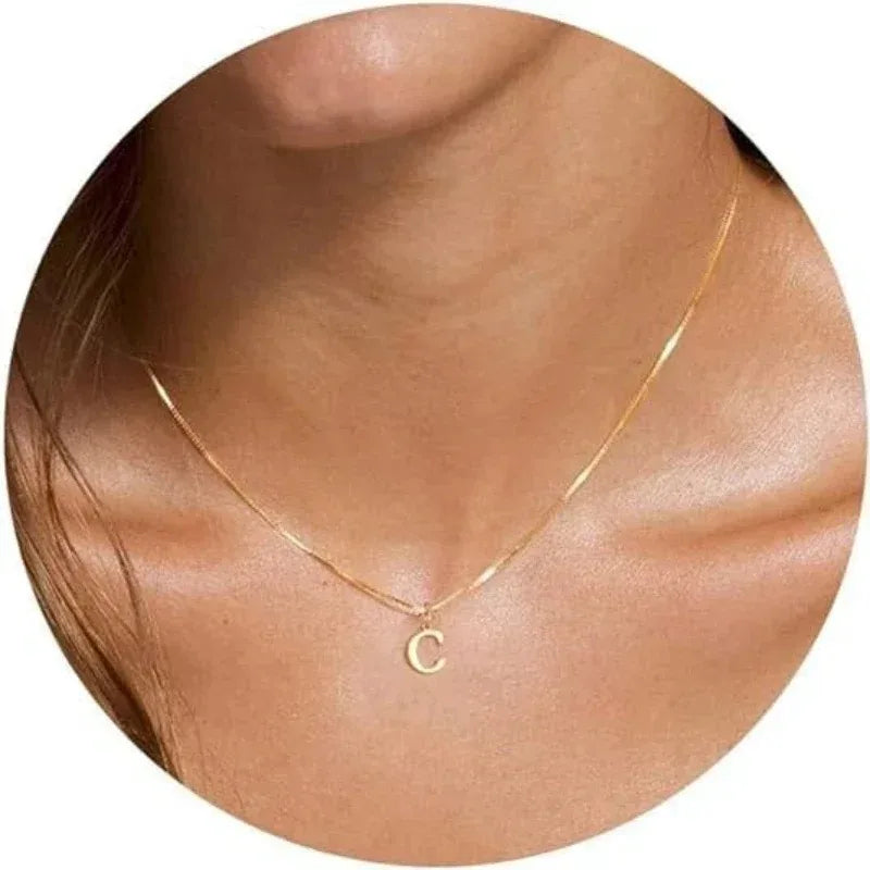 Colar Letra Personalizada Banhado a Ouro 18K