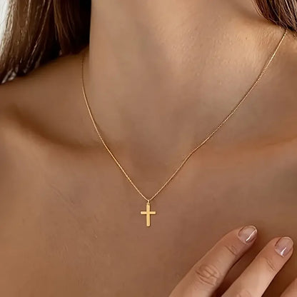 Colar Cruz Minimalista Banhado a Ouro 18K