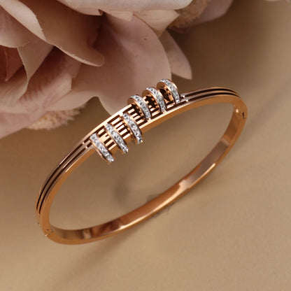 Zalora Joias™ | Skeleton Luxe Cuff Bracelet 18K