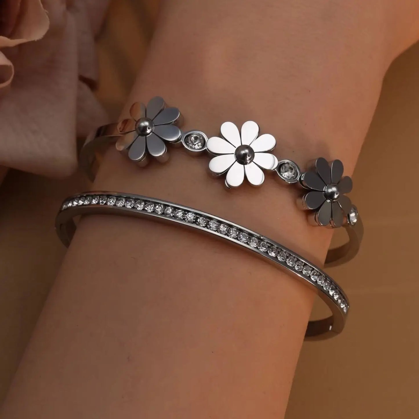 Zalora Joias™ | Blossom Royale Cuff Bracelet 18K