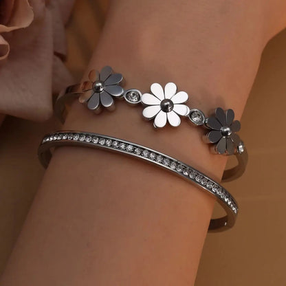 Zalora Joias™ | Blossom Royale Cuff Bracelet 18K