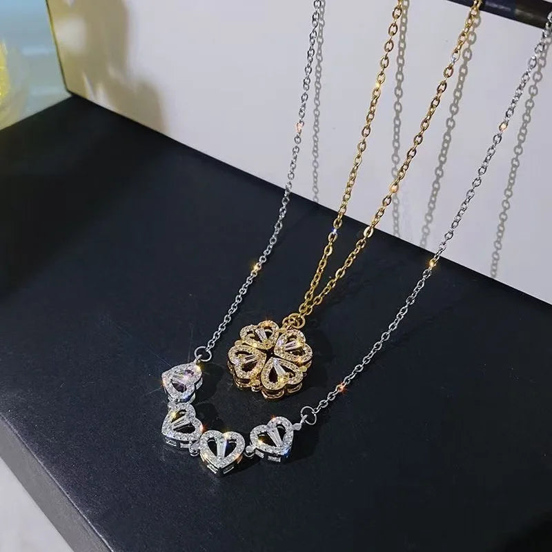 Zalora Joias –Colar Trevo da Sorte em Formato de Coração com Zircônia Banhado a Ouro 18K (Pingente Abrível)