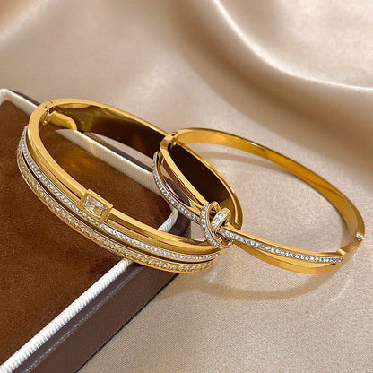 Bracelete Luxo Cristal Dourado – Elegância que Marca Presença