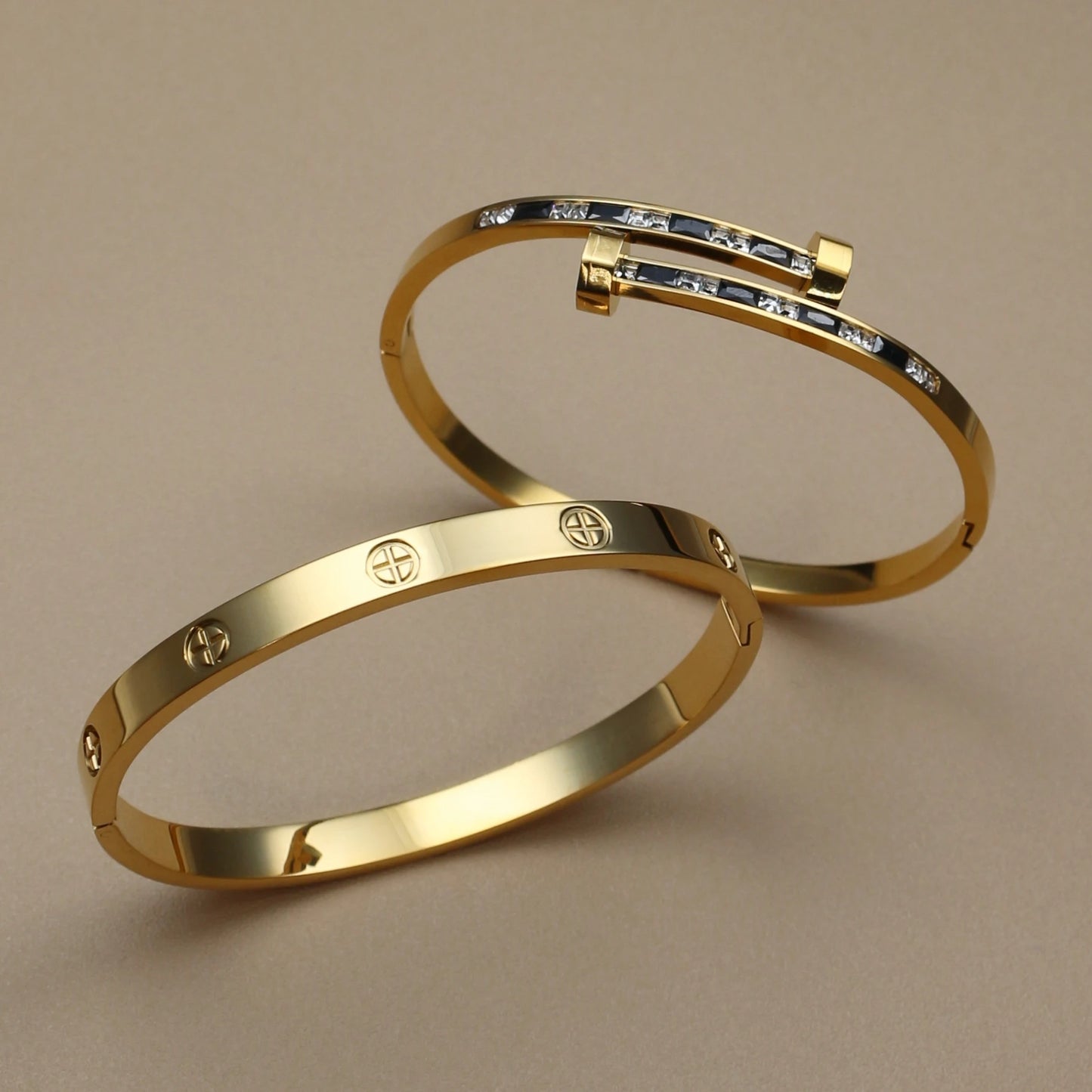 Zalora Joias™ Blossom Elegance Cuff Bracelet 18K
