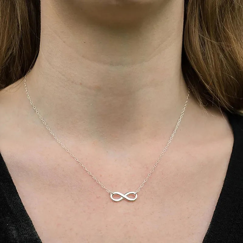 Zalora Joias Colar Choker Infinito Boho com Pingente Charm de  Banhado a Ouro 18K